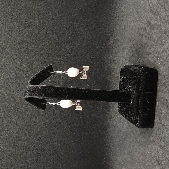 handmade halloween bow tie skull beaded earrings - Picture 3 of 3